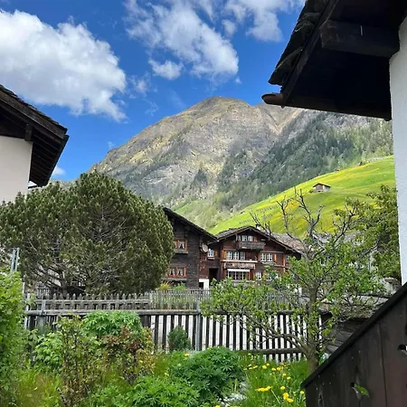 Chalet In *